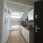 Apartment Royal Evitabocelli Spodek By Walk Self Check - In Katowice