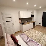Royal Evitabocelli Spodek By Walk Self Check - In Apartment *