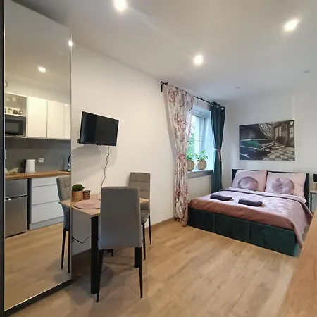 Royal Evitabocelli Spodek By Walk Apartment Katowice