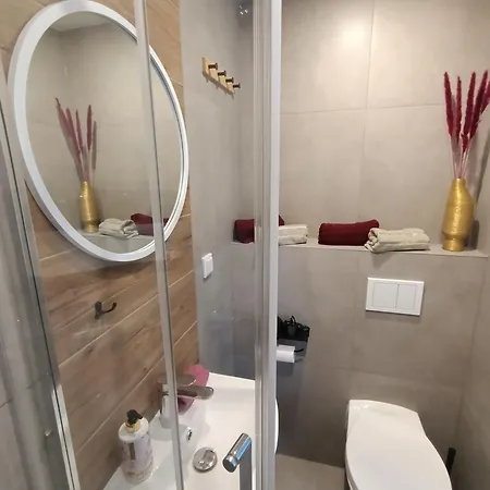 Royal Evitabocelli Spodek By Walk * 卡托维兹