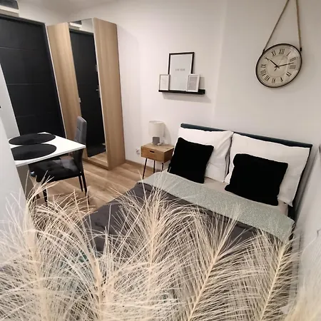 Royal Evitabocelli Spodek By Walk Katowice