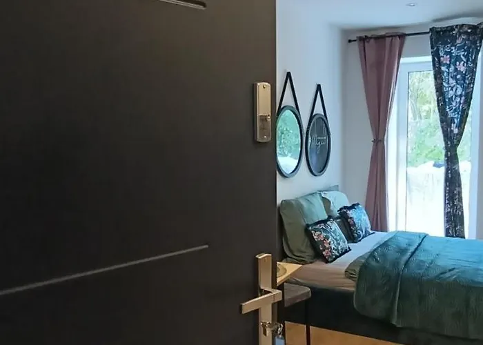 Royal Evitabocelli Spodek By Walk Apartment