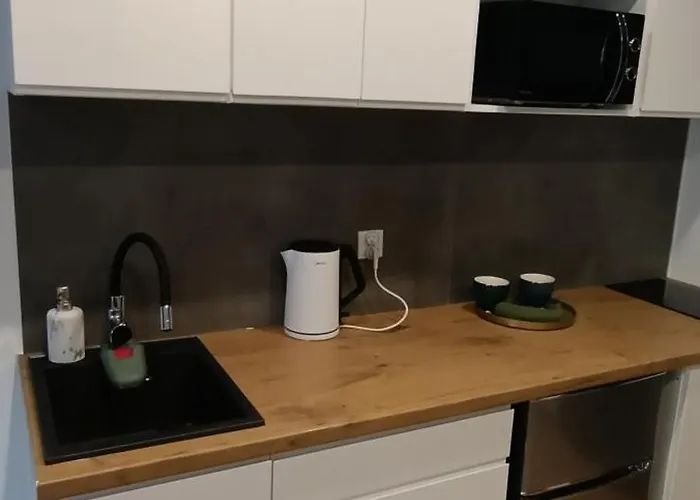 Royal Evitabocelli Spodek By Walk