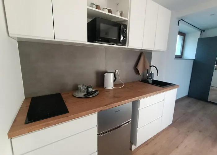 Royal Evitabocelli Spodek By Walk *